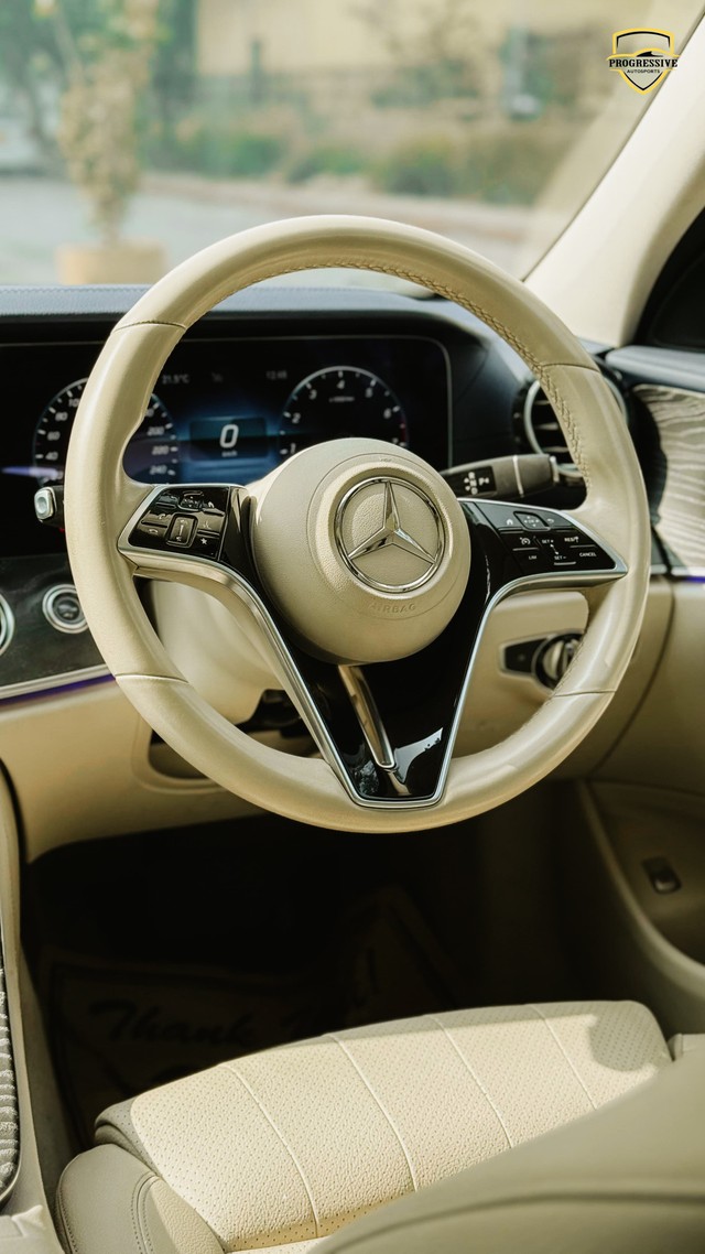 Second-hand 2023 Mercedes-Benz E-Class Exclusive E 200 BSVI for sale in New Delhi-7