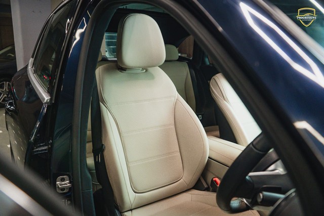 Mercedes-Benz GLC 300 Second-hand 2024 Mercedes-Benz GLC 300 for sale in New Delhi-5