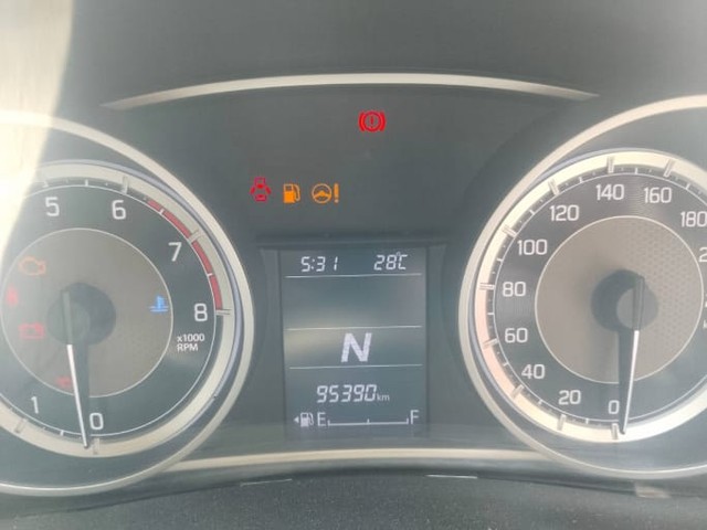 Second-hand 2017 Maruti Swift Dzire AMT VXI for sale in Kolkata-7