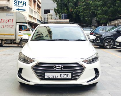 2018 Hyundai Elantra 2.0 एसएक्स AT