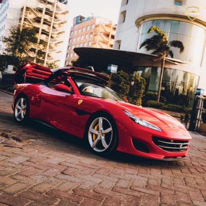 2019 Ferrari Portofino वी8 जीटी