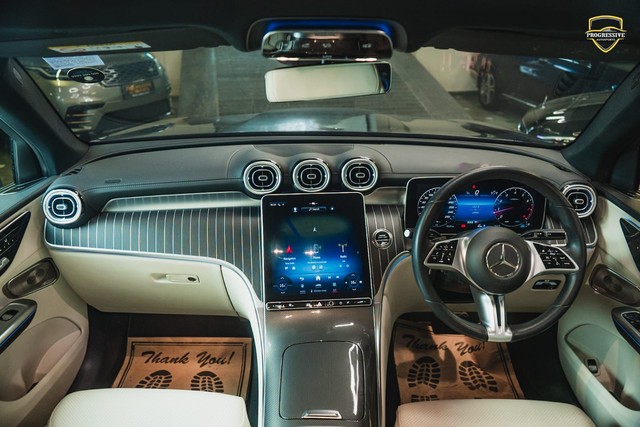 Mercedes-Benz GLC 300 Second-hand 2024 Mercedes-Benz GLC 300 for sale in New Delhi-7