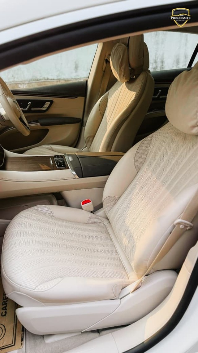 Second-hand 2023 Mercedes-Benz EQS 580 4Matic for sale in New Delhi-4