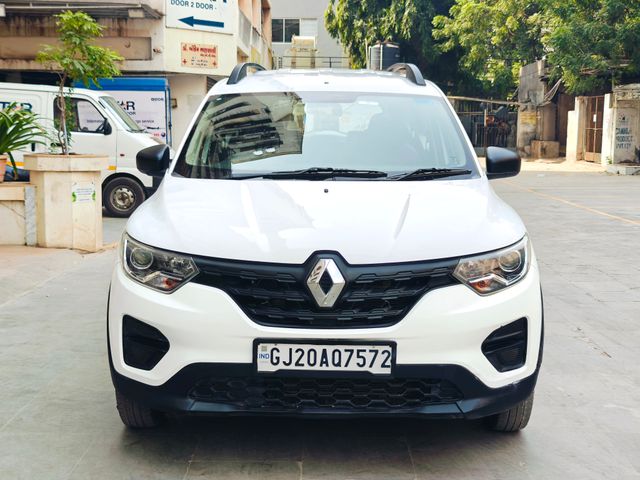 Renault Triber RXE बीएस6 Second-hand 2022 Renault Triber RXE बीएस6 for sale in Ahmedabad