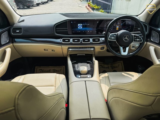 Second-hand 2023 Mercedes-Benz GLS 400d 4MATIC BSVI for sale in New Delhi-5