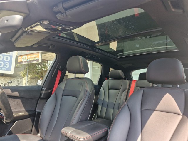 Second-hand 2016 Audi Q7 45 TDI Quattro Technology for sale in Mumbai-14