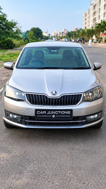 2015 Skoda Rapid 1.5 TDI एलिगेंस
