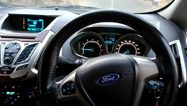 Second-hand 2014 Ford Ecosport 1.5 DV5 MT Titanium for sale in New Delhi-8