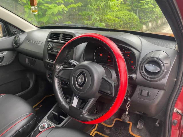 Second-hand 2021 Renault KWID 1.0 RXL AMT for sale in New Delhi-11