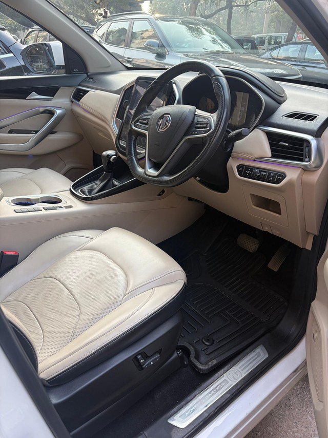 Second-hand 2022 MG Hector Sharp EX CVT for sale in New Delhi-8