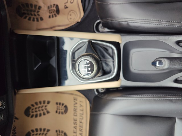 Honda City V MT Second-hand 2022 Honda City V MT for sale in New Delhi-16