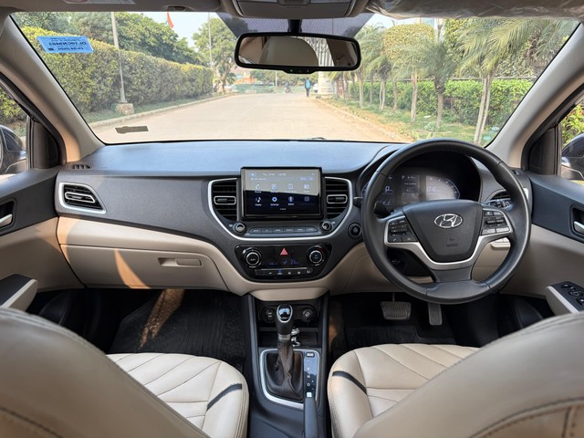 Second-hand 2020 Hyundai Verna SX IVT for sale in New Delhi-8