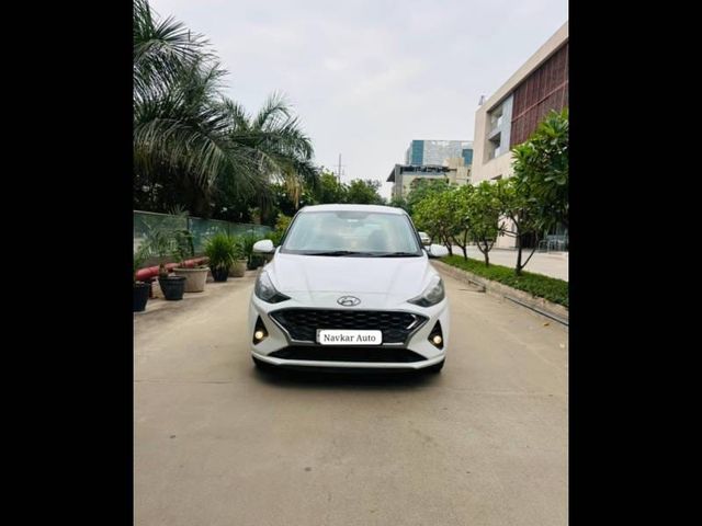 Hyundai Aura S AMT Diesel Second-hand 2020 Hyundai Aura S AMT Diesel for sale in Ahmedabad