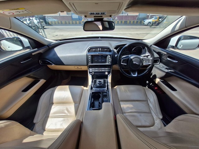 Jaguar XE 2.0L Diesel Prestige Second-hand 2018 Jaguar XE 2.0L Diesel Prestige for sale in Mumbai-8
