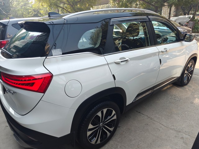Second-hand 2022 MG Hector Sharp CVT for sale in New Delhi-2