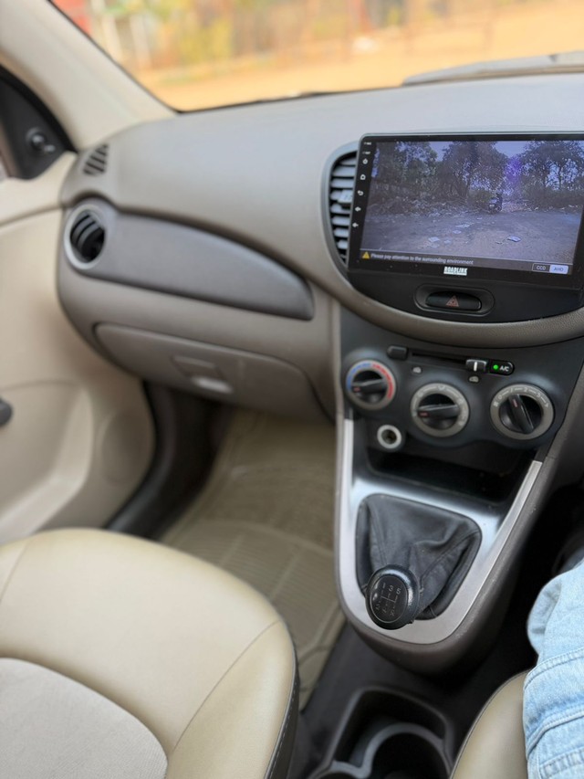 Second-hand 2013 Hyundai i10 Era for sale in Mumbai-10