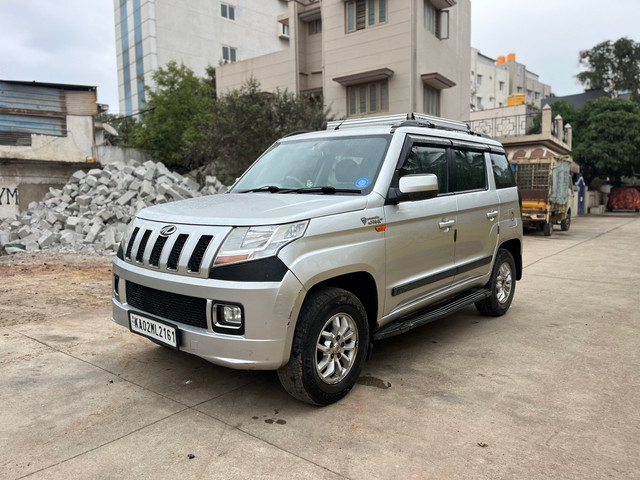 Second-hand 2016 Mahindra TUV 300 T8 for sale in Bangalore-3