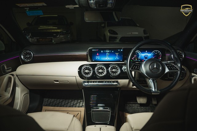 Second-hand 2024 Mercedes-Benz A-Class Limousine A 200 for sale in New Delhi-6