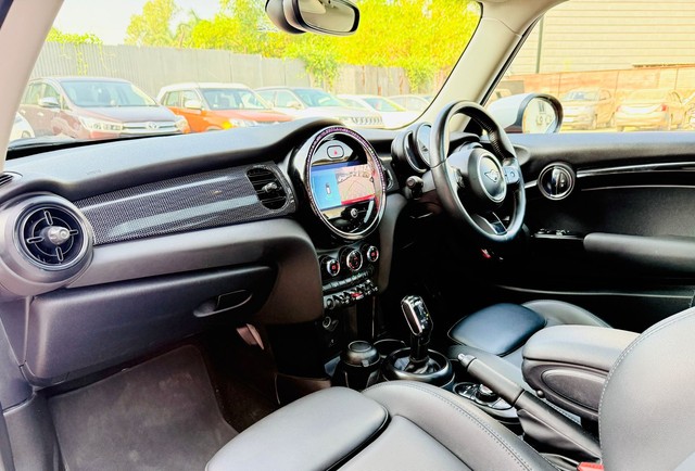 Second-hand 2021 Mini 3 DOOR Cooper S BSVI for sale in Surat-15