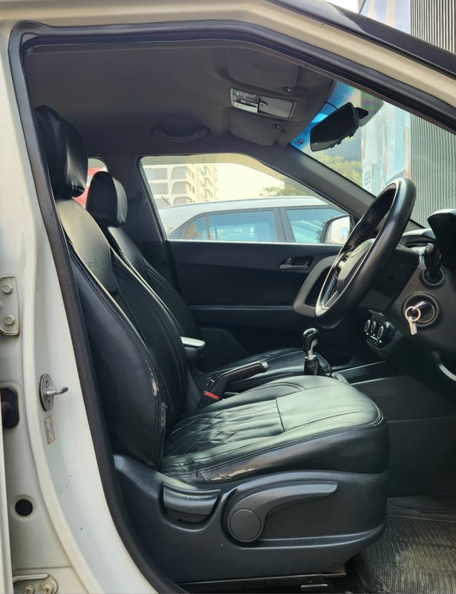 Second-hand 2015 Hyundai Creta 1.4 CRDi Base for sale in Surat-12