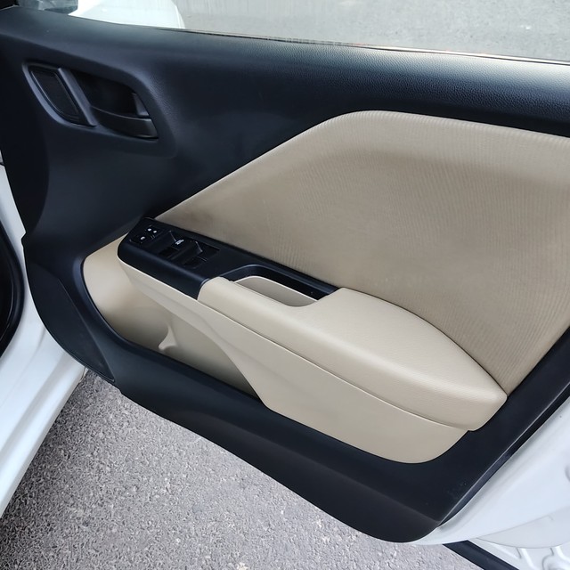 Second-hand 2016 Honda City i VTEC CVT SV for sale in Gurgaon-12