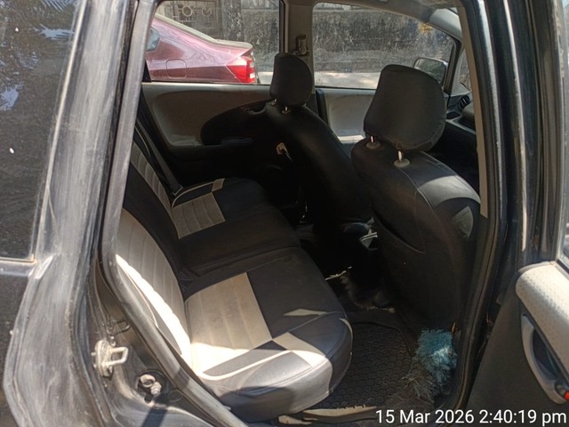Second-hand 2010 Honda Jazz Active for sale in Mumbai-5