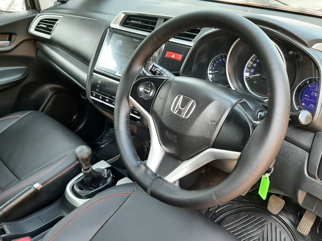 Second-hand 2015 Honda Jazz 1.2 VX i VTEC for sale in Mumbai-10