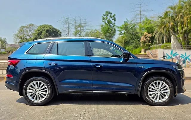 Second-hand 2022 Skoda Kodiaq L & K BSVI for sale in Mumbai-1