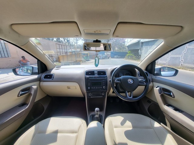 Second-hand 2015 Skoda Rapid 1.5 TDI Style Plus for sale in Bangalore-8