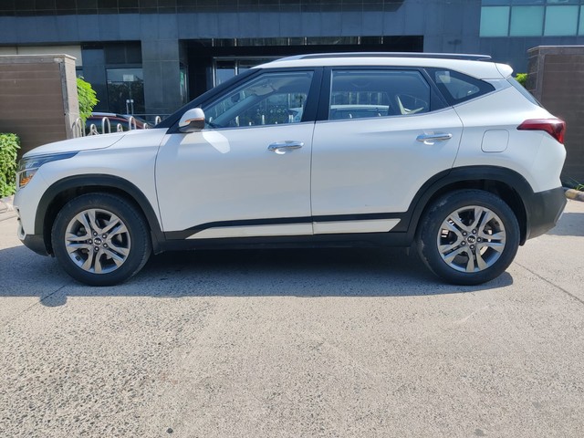 Second-hand 2020 Kia Seltos HTX IVT G for sale in New Delhi-4