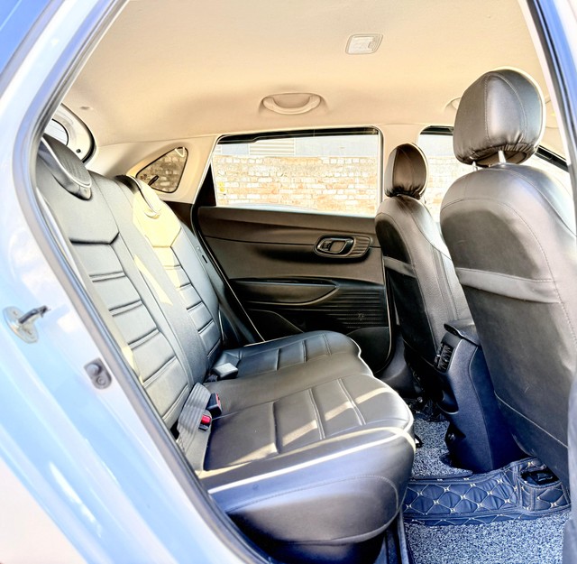 Second-hand 2022 Hyundai i20 Sportz BSVI for sale in Surat-9