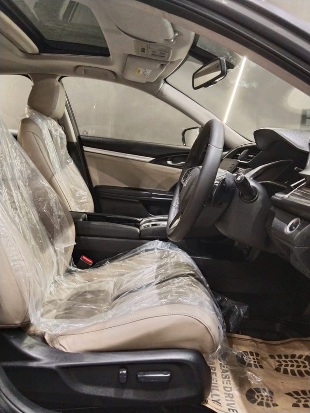 Second-hand 2020 Honda Civic ZX BSIV for sale in New Delhi-15