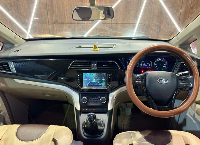 Second-hand 2019 Mahindra Marazzo M6 for sale in Madurai-10