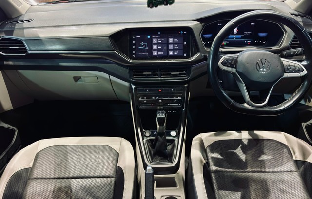 Second-hand 2022 Volkswagen Taigun 1.0 TSI Topline AT BSVI for sale in Madurai-14