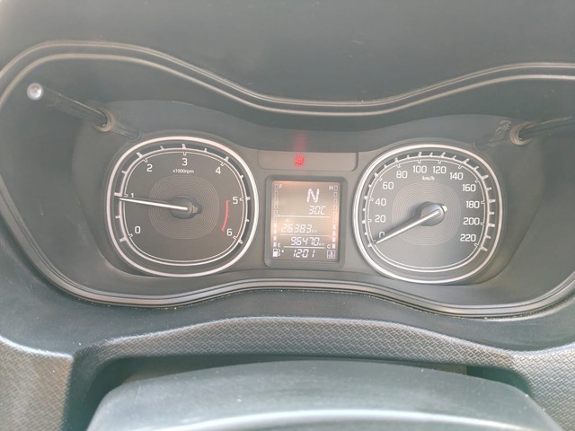 Second-hand 2019 Maruti Suzuki Vitara Brezza ZDi Plus AMT for sale in Noida-6