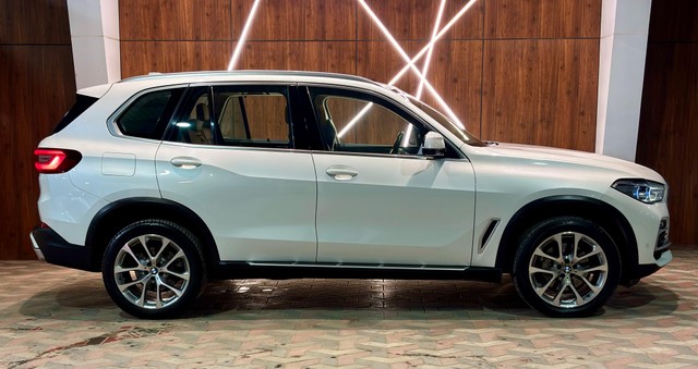 Second-hand 2021 BMW X5 xDrive 30d xLine for sale in Madurai-7
