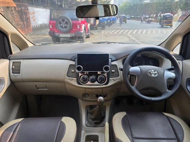 Second-hand 2014 Toyota Innova 2.5 G (Diesel) 7 Seater BS IV for sale in Mumbai-24