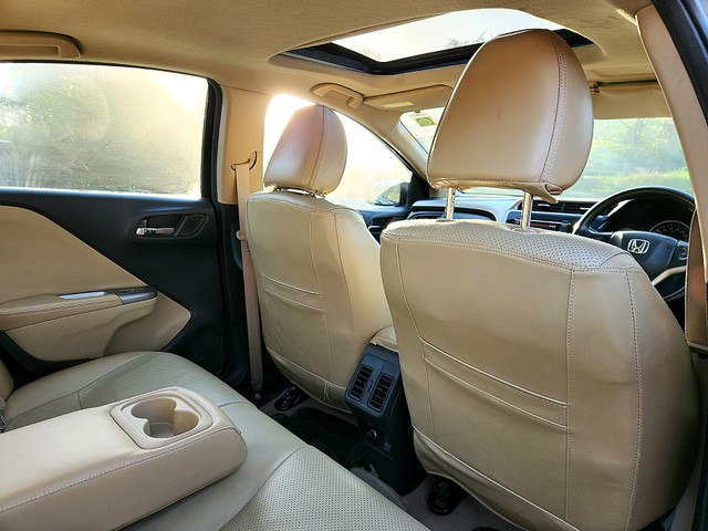 Second-hand 2015 Honda City i VTEC CVT VX for sale in New Delhi-28