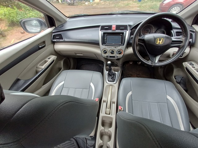 Second-hand 2011 Honda City 1.5 E MT for sale in Pune-11