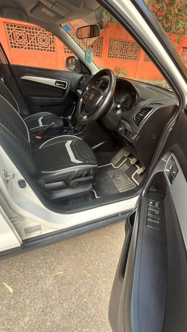 Second-hand 2020 Maruti Vitara Brezza ZXI for sale in New Delhi-6