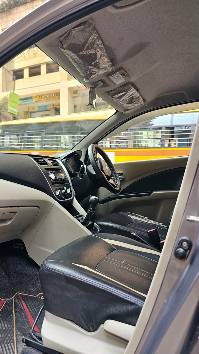 Second-hand 2016 Maruti Suzuki Celerio Green VXI for sale in Mumbai-4