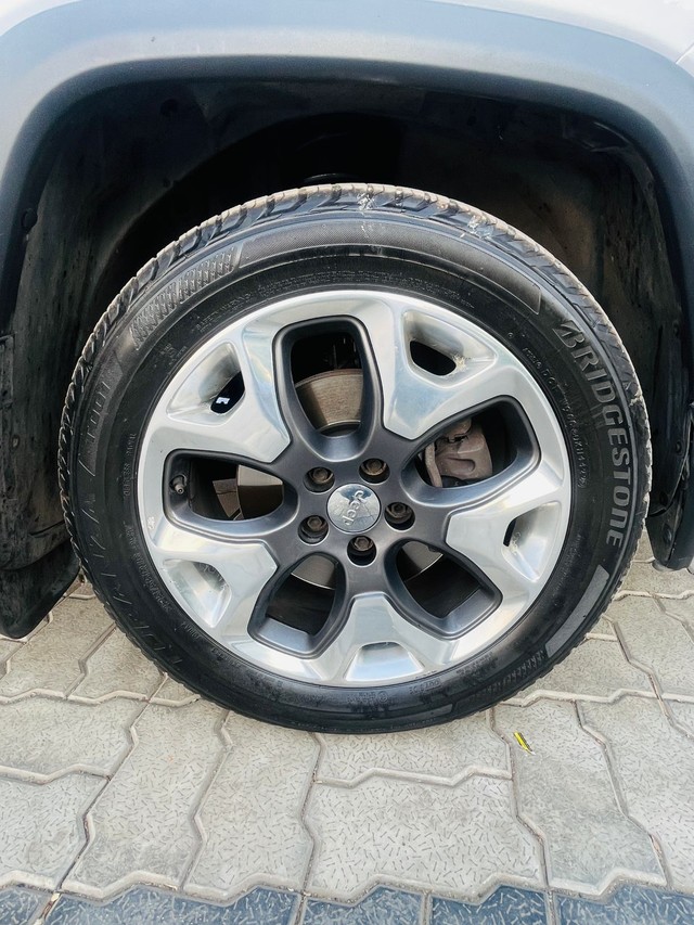 Second-hand 2019 Jeep Compass 2.0 Limited for sale in Surat-7