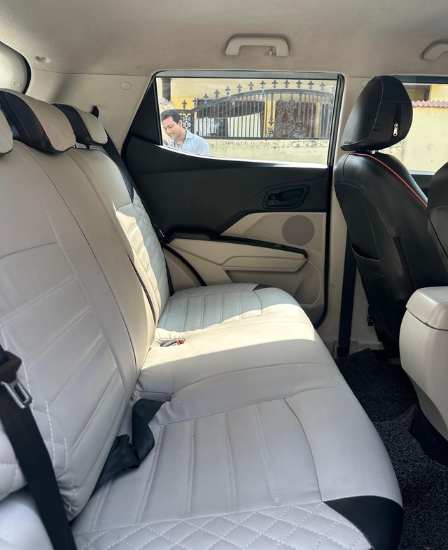 Second-hand 2019 Mahindra XUV300 W6 BSIV for sale in Nagpur-14