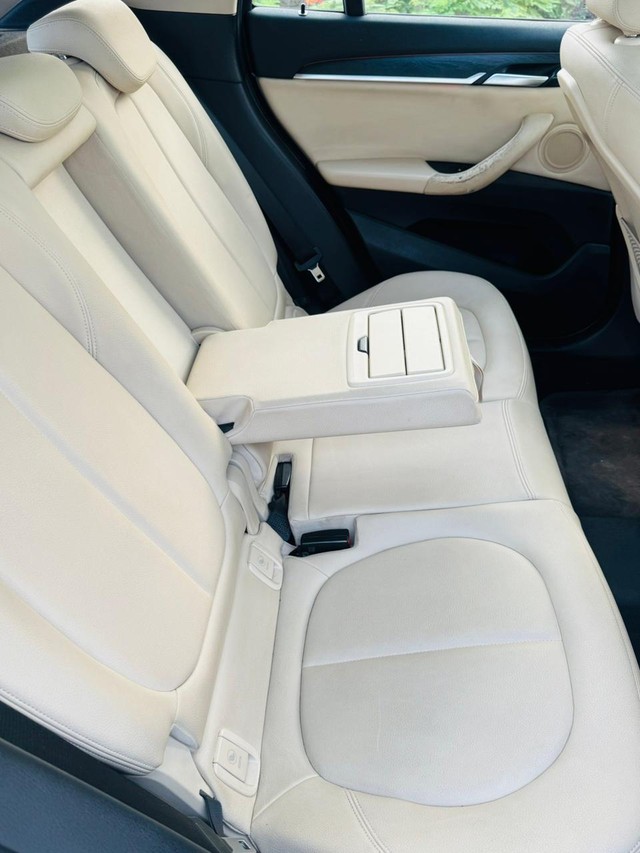 Second-hand 2017 BMW X1 sDrive 20d xLine for sale in Hyderabad-14