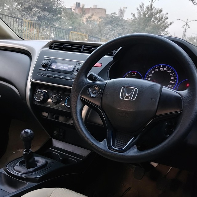 Second-hand 2016 Honda City i VTEC S for sale in Gurgaon-8