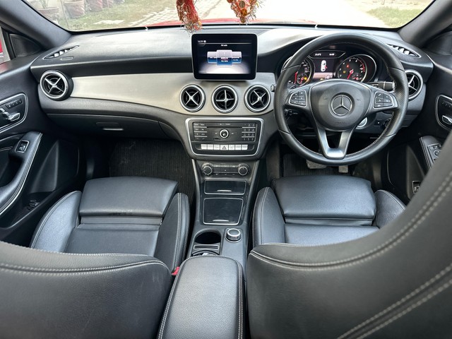 Second-hand 2018 Mercedes-Benz CLA 200 CGI Sport for sale in New Delhi-4