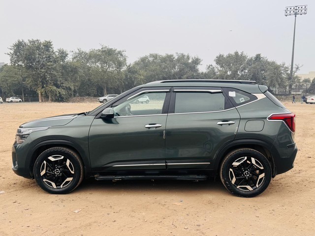 Second-hand 2023 Kia Seltos HTX IVT for sale in New Delhi-4