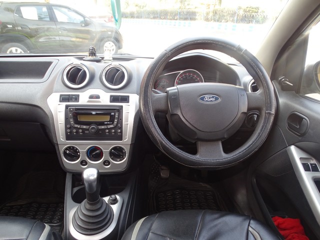Second-hand 2012 Ford Figo Petrol EXI for sale in Kolkata-11