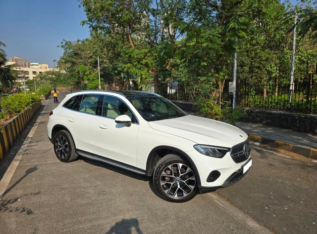 Second-hand 2023 Mercedes-Benz GLC 300 for sale in Mumbai-6