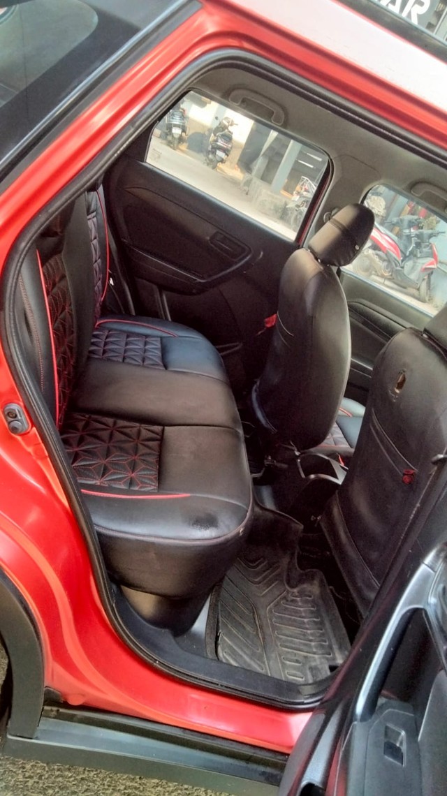 Second-hand 2018 Maruti Vitara Brezza VDi for sale in New Delhi-4